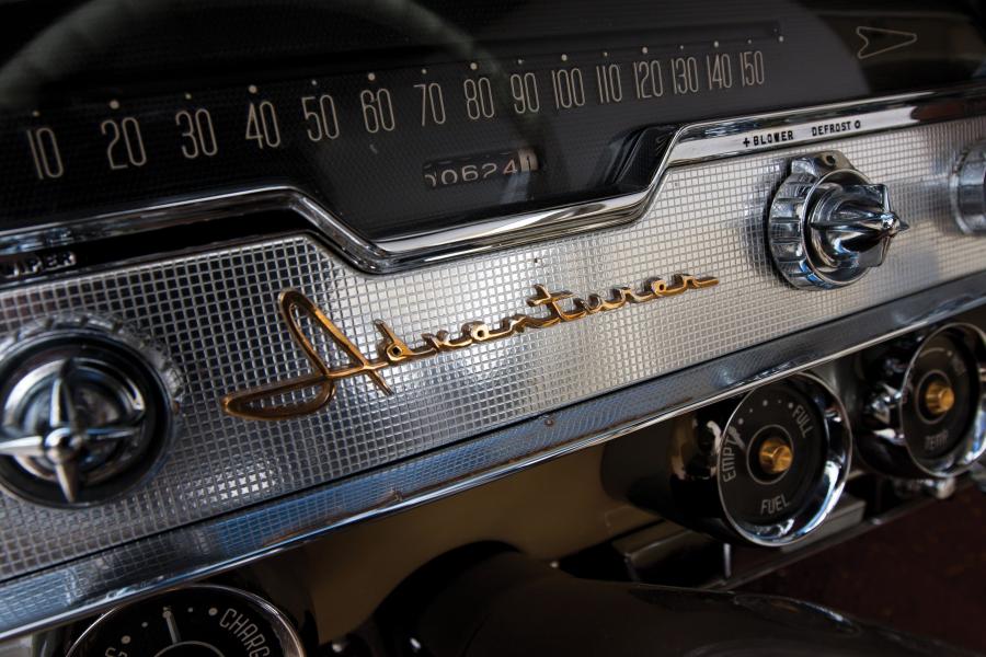 Панель приборов Desoto Adventurer Convertible (S-26A) 1957 года  (фото 9 из 60)